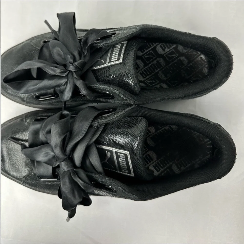 Puma Basket Heart Black Sneakers Sz 8 Women Satin Ribbon Lace Classic - Picture 3 of 7